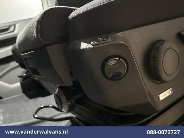 Volkswagen CRAFTER 2.0 TDI 141pk L3H3 L2H2 Euro6 Airco | Camera | Apple Carplay | Cruisecontrol | Chauffeursstoel Android Auto, Massagestoel