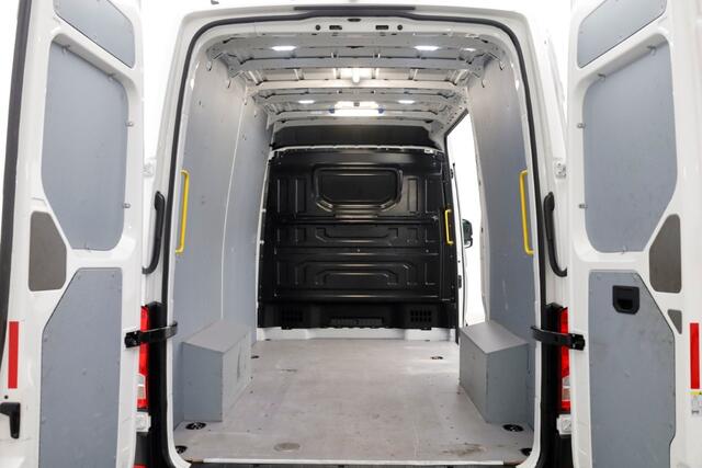 Volkswagen CRAFTER 35 2.0 TDI L3H3 (L2H2) DSG-Automaat Exclusive Edition LED/Camera/ACC 07-2020