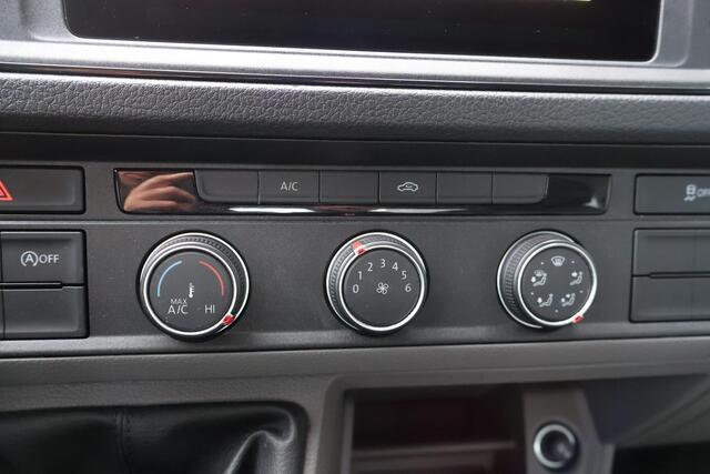Volkswagen CRAFTER Bedrijfswagens 35 2.0 TDI L3 DC Trendline | 140 PK | Navigatiesysteem | Cruise control | Apple CarPlay / Android Auto |