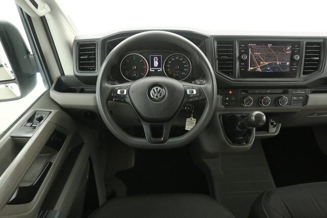 Volkswagen CRAFTER 2.0 TDI L3H3 177PK | 3500kg Trekgew. | Airco | Cruise | Camera | Carplay | 3 Zits | 2xSchuifdeur | Trekhaak