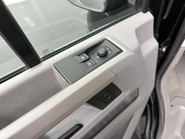 Volkswagen CRAFTER 2.0TDi 177PK Automaat L3H3 Highline | Led | Standverwarming | Multimedia | Trekhaak | Airco