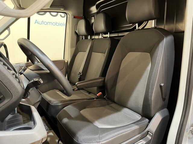Volkswagen CRAFTER 2.0 TDI L3H3 / Euro 6 / Airco / Cruise Control / 3-Zits / LM Velgen / 67.200 KM !!