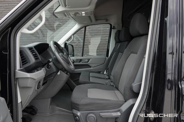 Volkswagen CRAFTER L3H3 | 2.0Tdi 102Pk | Achteruitrijcamera | Sidebars | 17'' | Deep Black