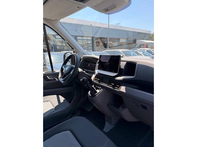 Volkswagen CRAFTER L3H3 2.0 TDI 140pk 3.5T Trendline / Direct leverbaar