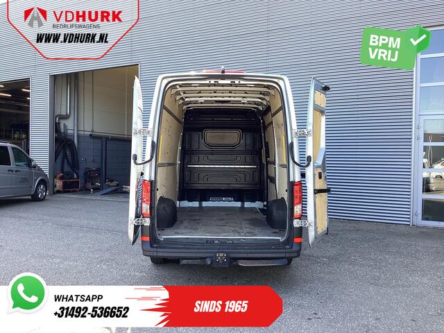 Volkswagen CRAFTER 2.0 TDI 140 pk DSG Aut. L3H3 LED/ 270Gr.deuren/ Gev.Stoel/ Massage/ Standkachel/ Carplay/ Camera/ PDC/ Cruise/ Trekhaak/ Airco