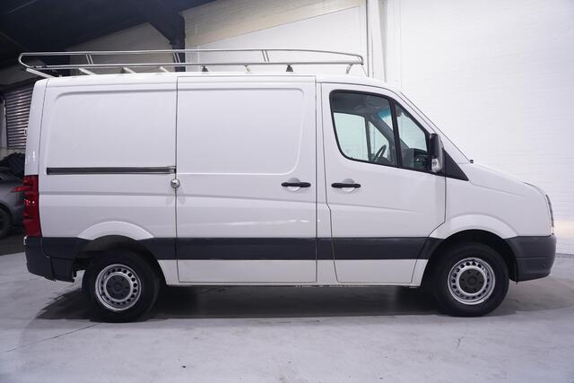 Volkswagen CRAFTER 2.0 TDI 110 pk L1H1 Airco, Imperiaal met Trap, Trekhaak, Cruise Control, NAP 143 dkm, 3-Zits