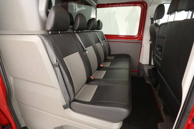 Volkswagen CRAFTER MAN TGE 2.0 TDI 140PK L3H2 | DC | 7 Zits | Airco | Camera | 3000kg Trekgew. | Cruise | Carplay | Trekhaak