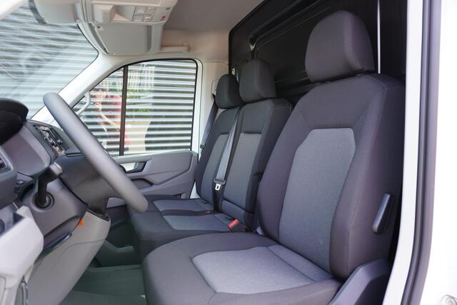 Volkswagen CRAFTER L3H2/L2H1 Apple Carplay Camera Parkeersensoren 3-Zits Airco Cruise control