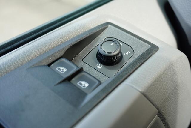 Volkswagen CRAFTER L3H2/L2H1 Apple Carplay Camera Parkeersensoren 3-Zits Airco Cruise control