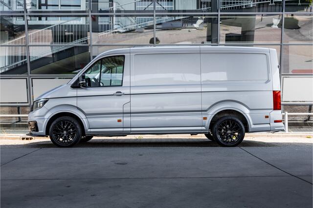 Volkswagen CRAFTER 2.0 TDI L3H2 | Automaat | CarPlay | Camera | Betimmering | MF Stuur | Cruise control | Stoelverwarming | Nieuwe APK | Dealer onderhouden | BPM Vrij | Euro 6