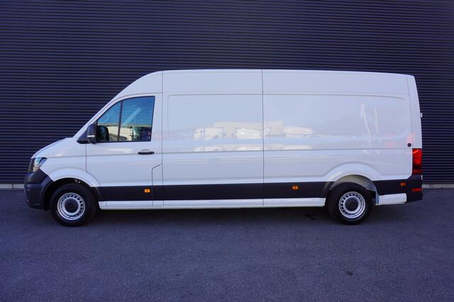 Volkswagen CRAFTER 35 180pk L4H3/L3H2 Facelift Digitaal Dashboard Apple carplay Camera Parkeersensoren 3-Zits