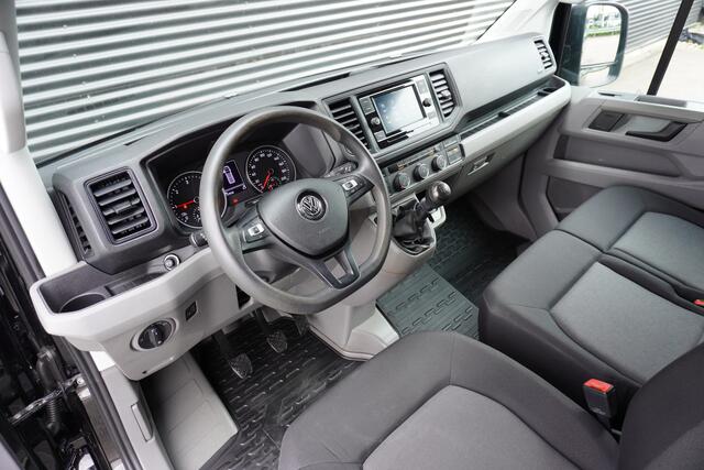 Volkswagen CRAFTER 140pk L4H3/L3H2 Apple Carplay Camera Trekhaak Parkeersensoren 17" Velgen Stoelverwarming