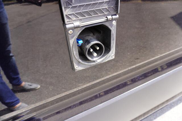 Volkswagen CRAFTER 140pk L4H3/L3H2 Trekhaak Airco Cruise control Navigatie PArkeersensoren Dakraam