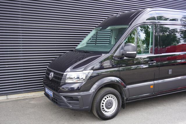 Volkswagen CRAFTER 140pk L4H3/L3H2 Trekhaak Airco Cruise control Navigatie PArkeersensoren Dakraam