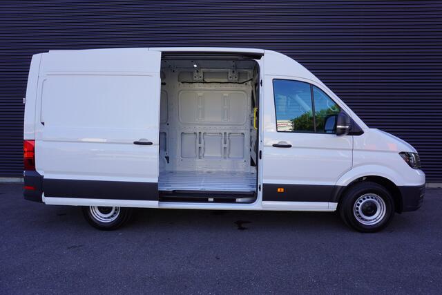 Volkswagen CRAFTER 140pk Automaat Facelift L3H3/L2H2 Camera Cruise control Digitaal dashboard Airco 3-Zits