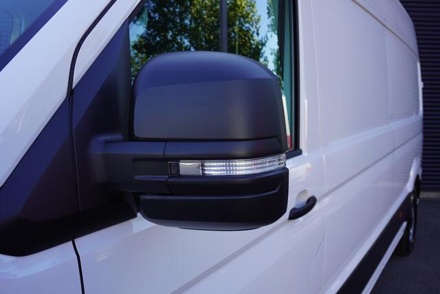 Volkswagen CRAFTER 140pk L4H3/L3H2 Trekhaak Camera Apple Carplay Stoelverwarming 3-Zits