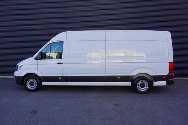 Volkswagen CRAFTER 140pk L4H3/L3H2 Trekhaak Camera Apple Carplay Stoelverwarming 3-Zits