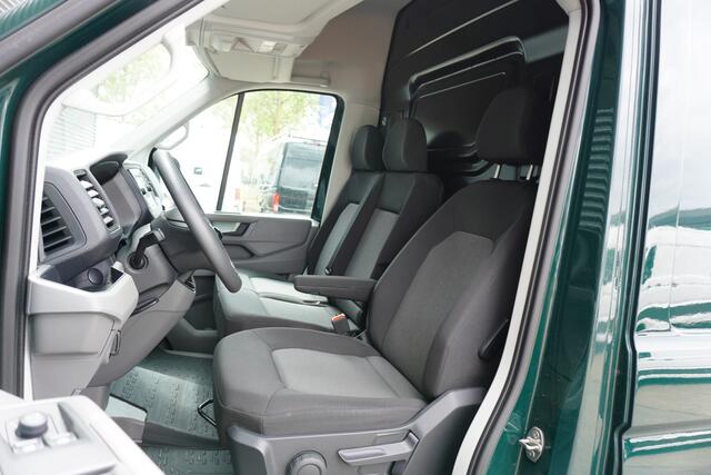 Volkswagen CRAFTER 140pk L3H3/L2H2 LED Airco Cruise control Parkeersensoren 3-Zits Radio Bluetooth