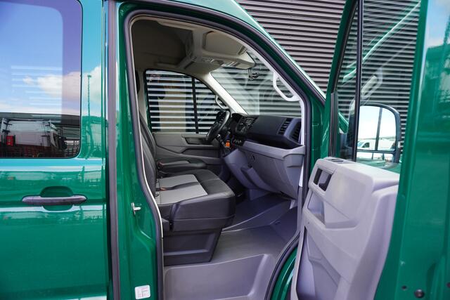Volkswagen CRAFTER 140pk L3H3/L2H2 Dubbele cabine 7 persoons Apple carplay Airco kunstleder
