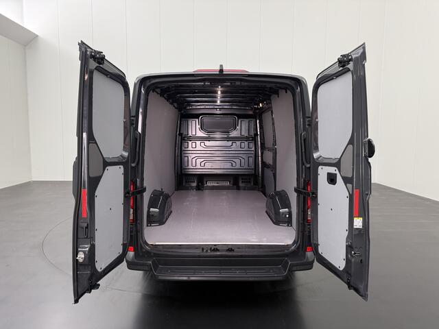 Volkswagen CRAFTER 2.0TDI 140PK L3H2 Highline | Navigatie | Camera | Airco | Cruise | Betimmering