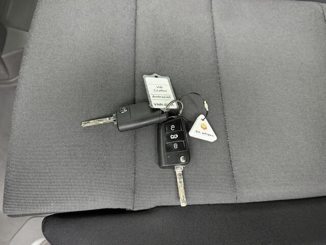 Volkswagen CRAFTER 2.0TDI 140PK L3H2 Highline | Navigatie | Camera | Airco | Cruise | Betimmering