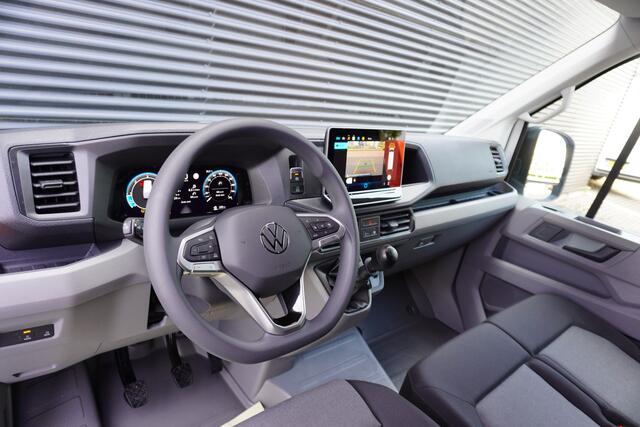 Volkswagen CRAFTER 140pk Facelift L3H3/L2H2 Camera Cruise control Digitaal dashboard Airco 3-Zits