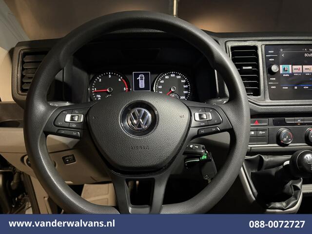 Volkswagen CRAFTER 2.0 TDI 141pk L3H3 L2H2 Euro6 Airco | Camera | Android Auto | Cruisecontrol 3000kg trekvermogen