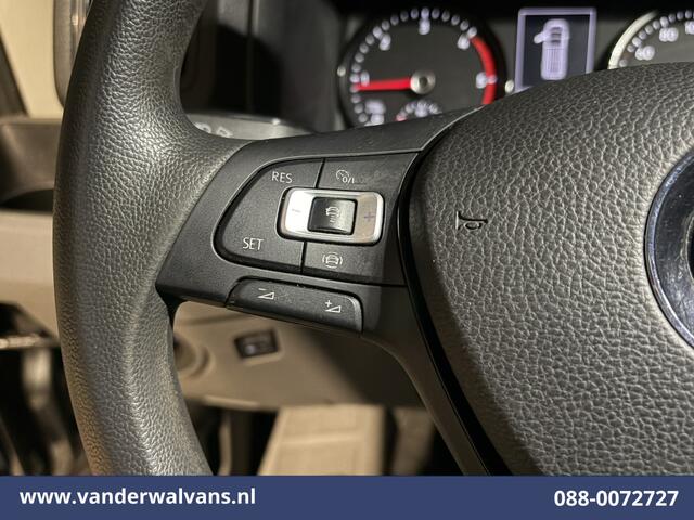 Volkswagen CRAFTER 2.0 TDI 141pk L3H3 L2H2 Euro6 Airco | Camera | Android Auto | Cruisecontrol 3000kg trekvermogen