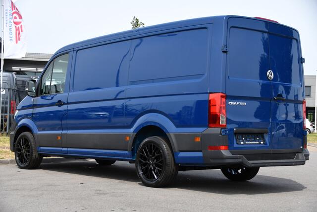 Volkswagen CRAFTER 35 2.0 TDI L3H2 PB Edition Cruise, Carplay, LED, Multimedia, Sensoren, Voorruit verwarming, 140pk, Automaat, Uniek!