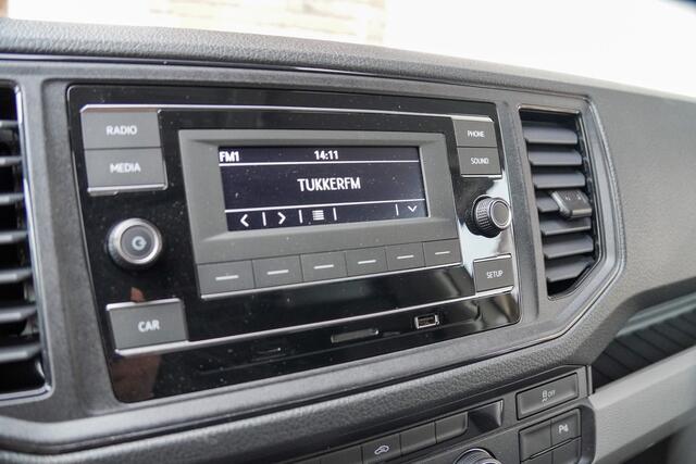 Volkswagen CRAFTER 2.0 TDI 140PK L4H3 Airco Cruise Control Parkeer sensoren V+A