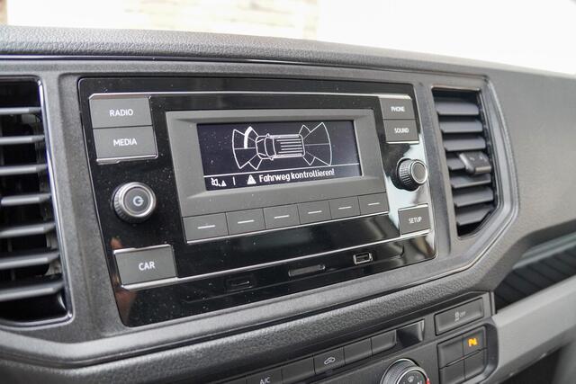 Volkswagen CRAFTER 2.0 TDI 140PK L4H3 Airco Cruise Control Parkeer sensoren V+A