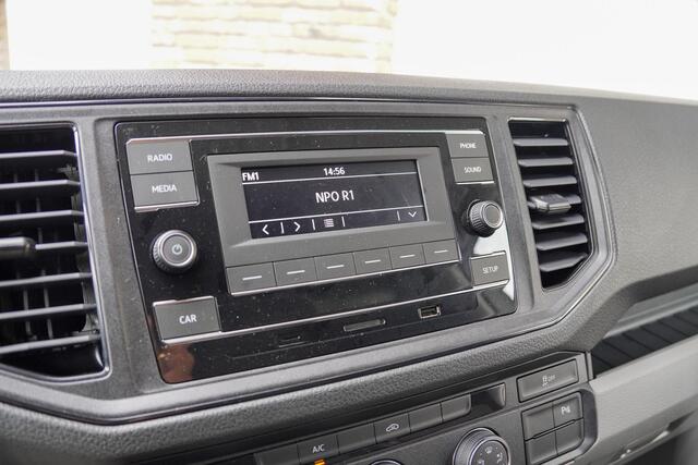 Volkswagen CRAFTER 2.0 TDI 140PK Automaat L4H3 Airco Cruise Control Parkeer sensoren V+A