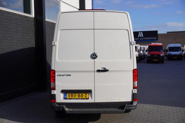 Volkswagen CRAFTER 2.0 TDI 140PK L3H3 - Airco - Radio - Cruise - ¤16.900,- Excl.
