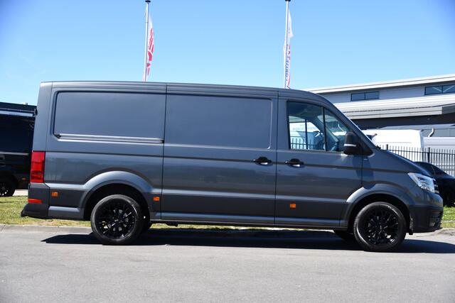 Volkswagen CRAFTER 35 2.0 TDI L3H2 Highline PB Edition Full Options! Adaptieve Cruise, Camera, Carplay, LED, Stuur verwarming, 177pk, Automaat, Multimedia, Stoelverwarming, Uniek!