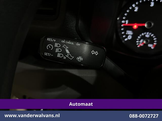 Volkswagen CRAFTER 2.0 TDI 141pk Automaat L3H2 L2H1 Euro6 Airco | Camera | Apple Carplay | 3000kg Trekhaak | Cruisecontrol Android Auto, Stoelverwarming, Parkeersensoren, Bijrijdersbank