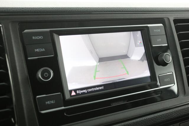 Volkswagen CRAFTER 2.0 TDI 140PK L3H3 | Airco | Cruise | Camera | Massagestoel | Carplay