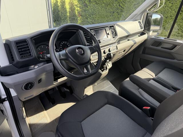 Volkswagen CRAFTER 2.0 TDI 141 PK / L3H3 / 2x SCHUIFDEUR / IMPERIAAL + LADDER / 3 TONS TREKHAAK / CAMERA / 3-ZITS / VERWARMDE VOORRUIT