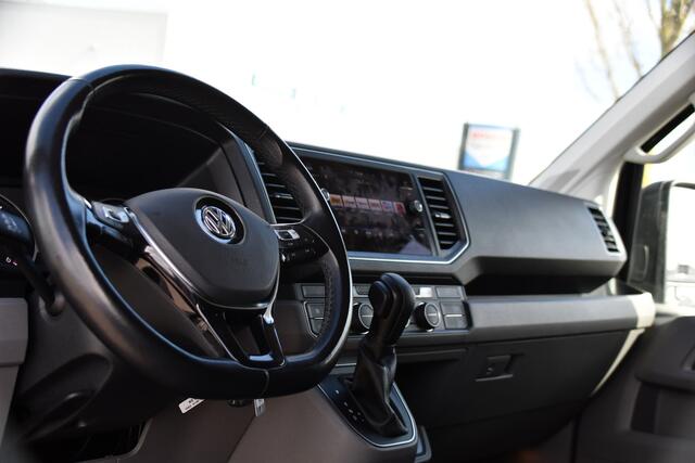Volkswagen CRAFTER 35 2.0 TDI L3H2 DC Black Edition Cruise, Camera, Carplay, LED, Clima, Standkachel, Automaat, Stuurvervewarming, Uniek!