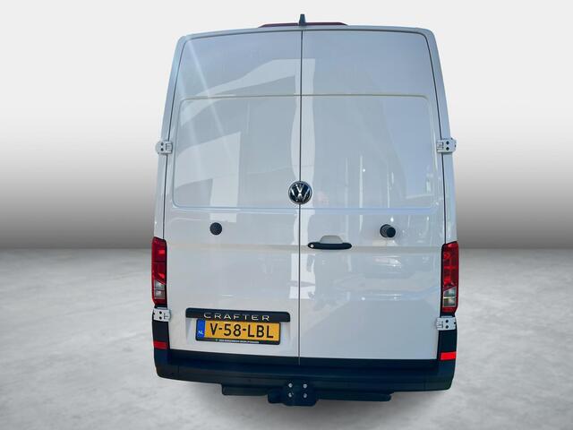 Volkswagen CRAFTER Bedrijfswagens L3H3 Trendline 103kW 140pk 3T GVW 6 versn.hand | BPM vrij | Volwaardig reservewiel | Trekhaak met vaste kogel | Stoelbekleding stof robuust |