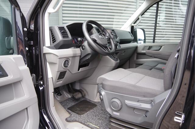 Volkswagen CRAFTER 35 2.0 TDI L3H3(L2H2) 3-ZITS, 177PK AUT. LED, TREKHAAK, STOELVERWARMING, ADAPT. CRUISE, CAMERA, NAVI, AIRCO, PARKEERSENSOREN, NL AUTO, NAP