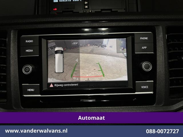 Volkswagen CRAFTER 2.0 TDI 141pk Automaat L3H3 L2H2 Euro6 Airco | Camera | Apple Carplay | 3000kg Trekhaak | Adaptieve Cruisecontrol Android Auto, Chauffeursstoel, Parkeersensoren, Stoelverwarming, Tachograaf