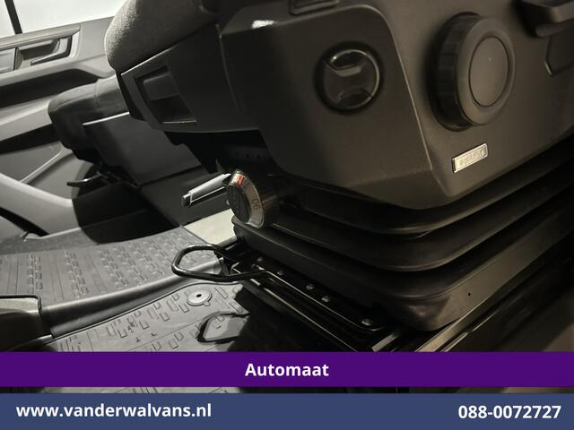 Volkswagen CRAFTER 2.0 TDI 141pk Automaat L3H3 L2H2 Euro6 Airco | Camera | Apple Carplay | 3000kg Trekhaak | Adaptieve Cruisecontrol Android Auto, Chauffeursstoel, Parkeersensoren, Stoelverwarming, Tachograaf