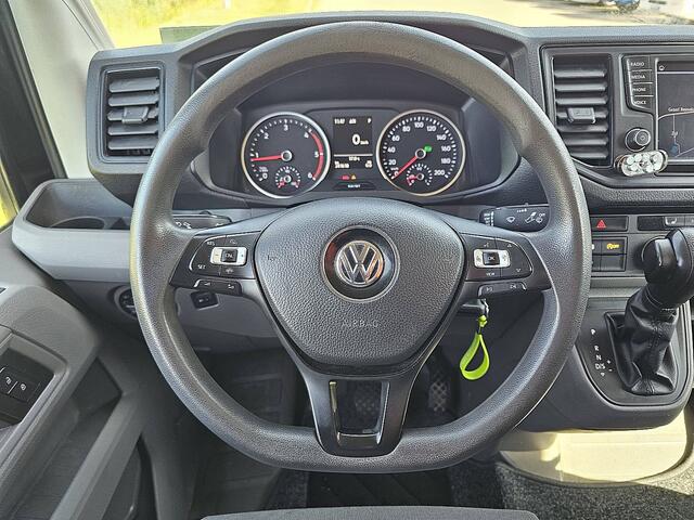 Volkswagen CRAFTER 30 2.0 TDI L3H2 Highline Cruise control, Airco, Pdc, Carplay, Navi, Camera, Stoelverwarming, DSG autom, Trekhaak