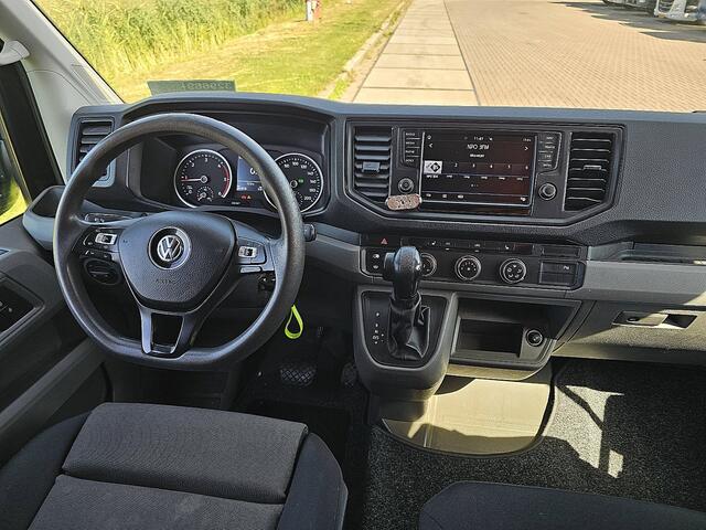 Volkswagen CRAFTER 30 2.0 TDI L3H2 Highline Cruise control, Airco, Pdc, Carplay, Navi, Camera, Stoelverwarming, DSG autom, Trekhaak