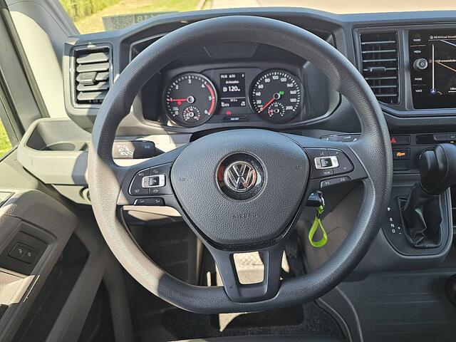 Volkswagen CRAFTER 35 2.0 TDI L3H3 Highline Cruise control, Airco, Carplay, Navi, Camera, EURO6, Velgen