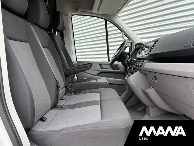 Volkswagen CRAFTER 35 2.0 TDI 140 pk L3H3 Automaat Carplay Cruise Sensoren