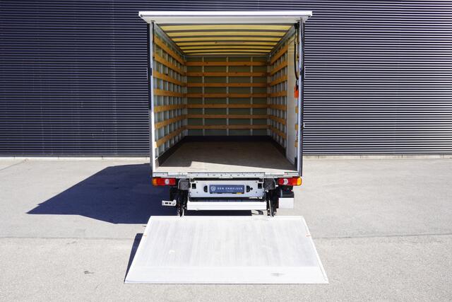 Volkswagen CRAFTER 140pk Automaat Bakwagen Laadklep 750 KG App-Connect Cruise Control