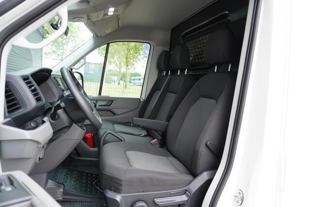 Volkswagen CRAFTER 35 140 PK L3H3 Airco PDC 270 Graden Deuren