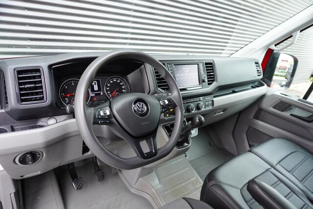 Volkswagen CRAFTER 35 140 PK L3H2 ACC Camera Navi LED Imperiaal Trekhaak Voorruitverwarming