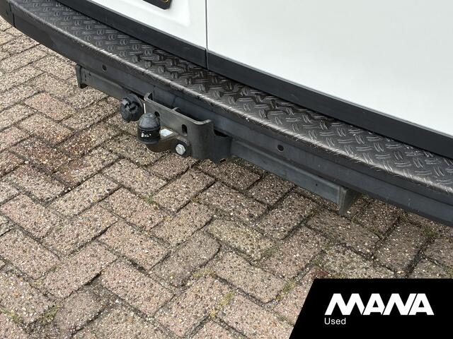 Volkswagen CRAFTER 30 2.0 TDI L3H2 Cruise Camera Carplay Trekhaak Voorruitverwarming